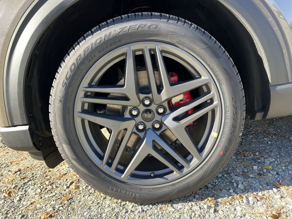 New 2026 Ford Explorer - photo 11