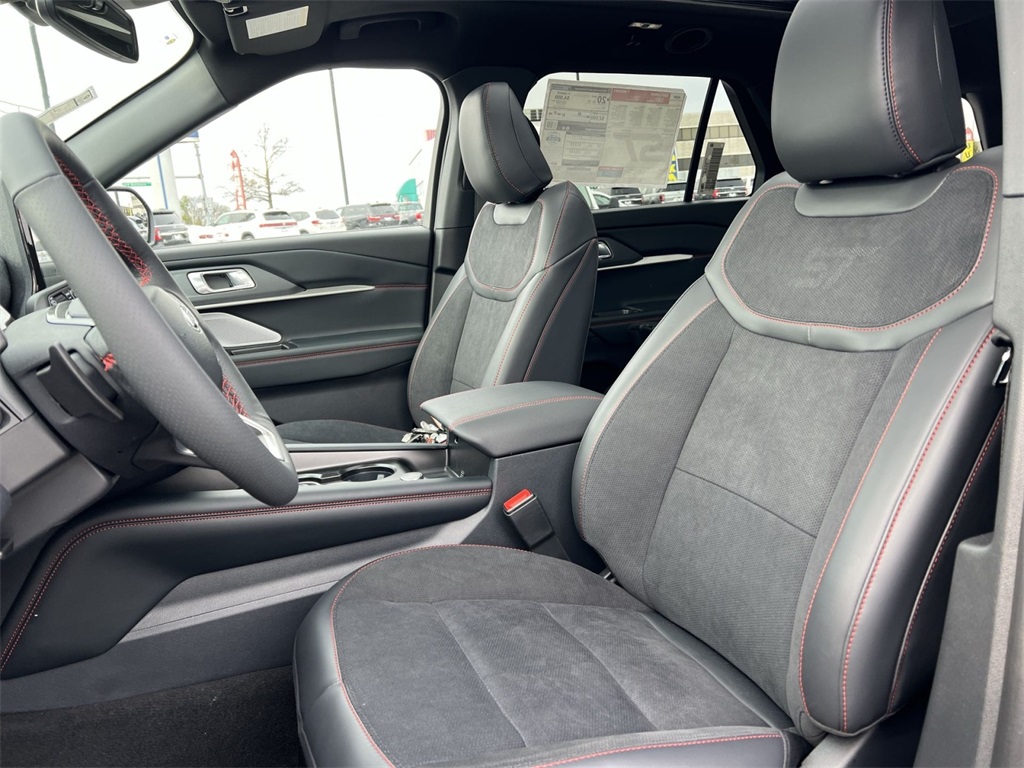 New 2026 Ford Explorer - photo 12