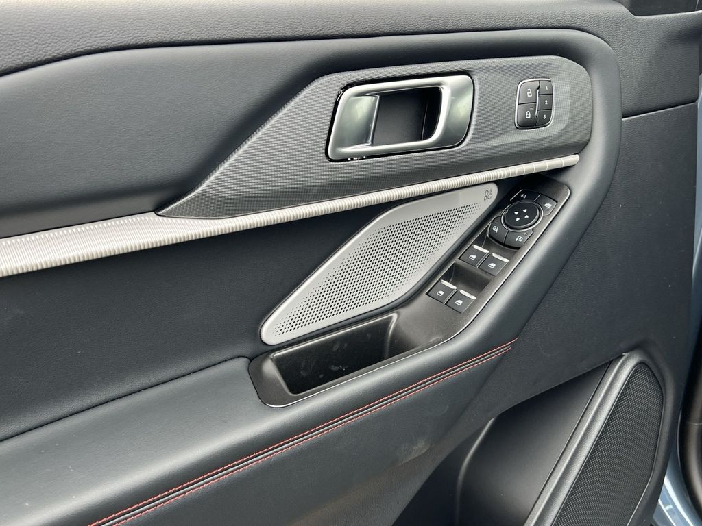 New 2026 Ford Explorer - photo 14