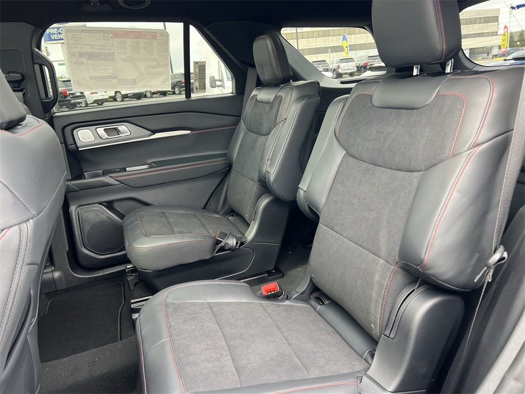 New 2026 Ford Explorer - photo 24