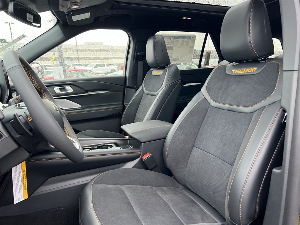 New 2026 Ford Explorer - photo 12