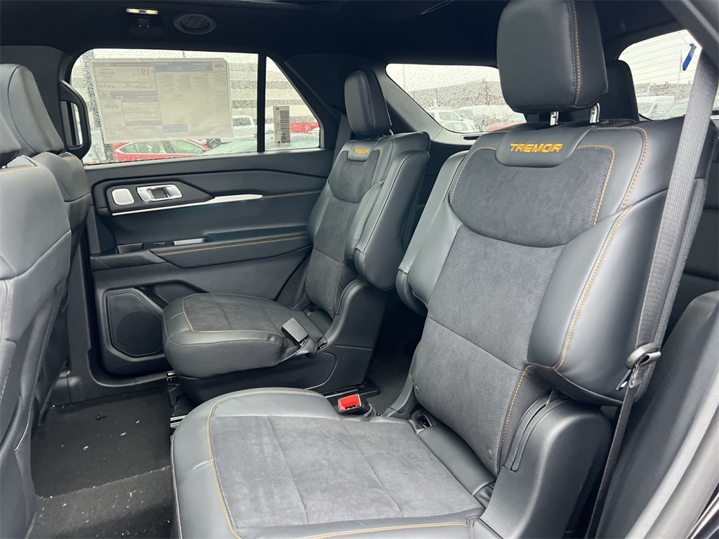 New 2026 Ford Explorer - photo 24