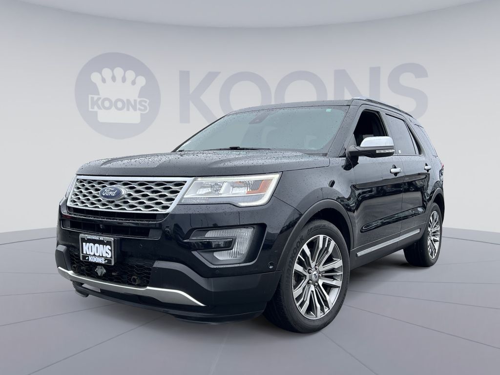 Used 2017 Ford Explorer Platinum - photo 1