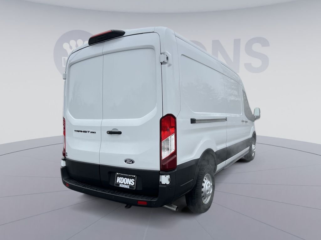 New 2026 Ford Transit 250 - photo 7