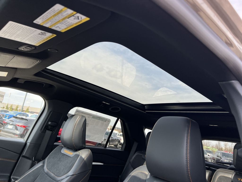 New 2026 Ford Explorer - photo 23