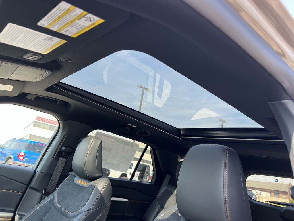 New 2026 Ford Explorer - photo 23