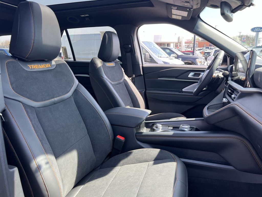 New 2026 Ford Explorer - photo 24
