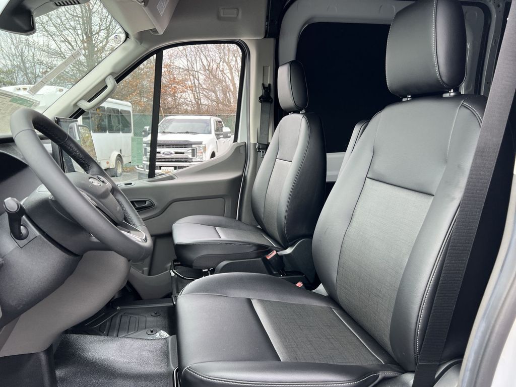 New 2026 Ford Transit 250 - photo 12