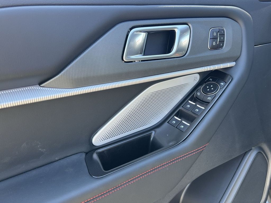 New 2026 Ford Explorer - photo 14