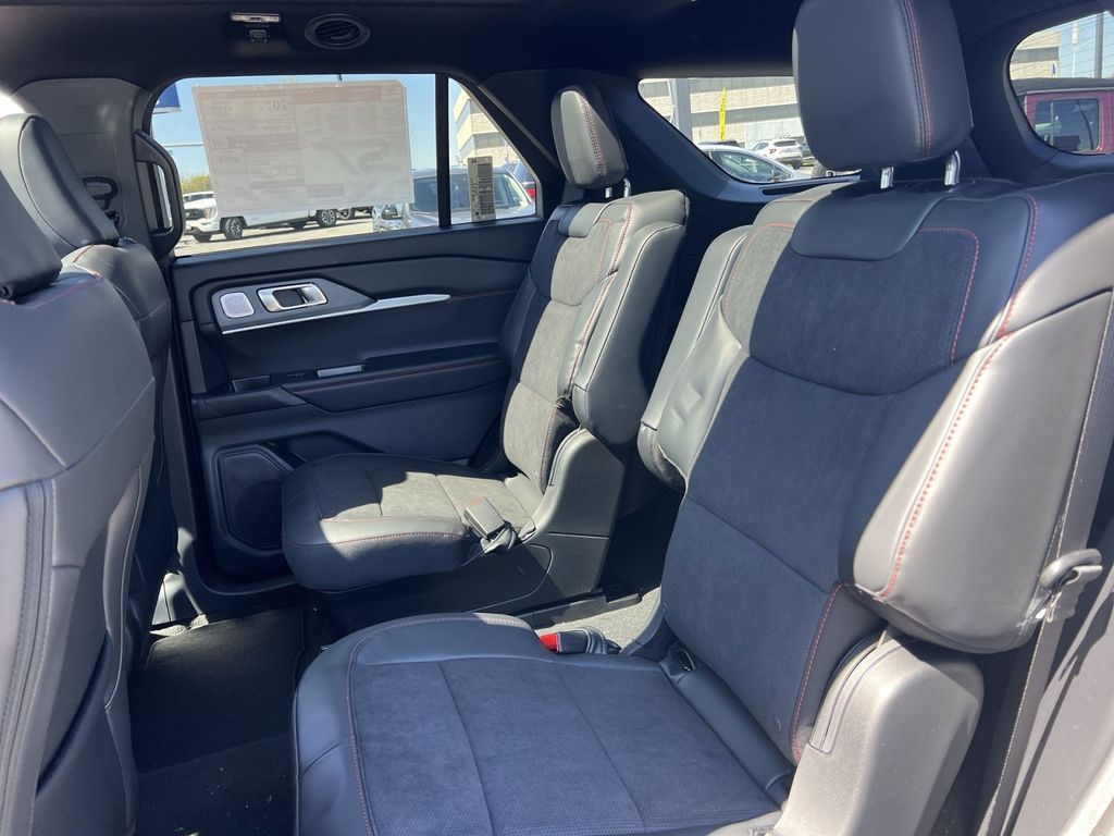 New 2026 Ford Explorer - photo 24