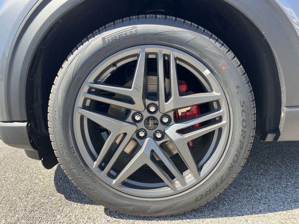 New 2026 Ford Explorer - photo 11