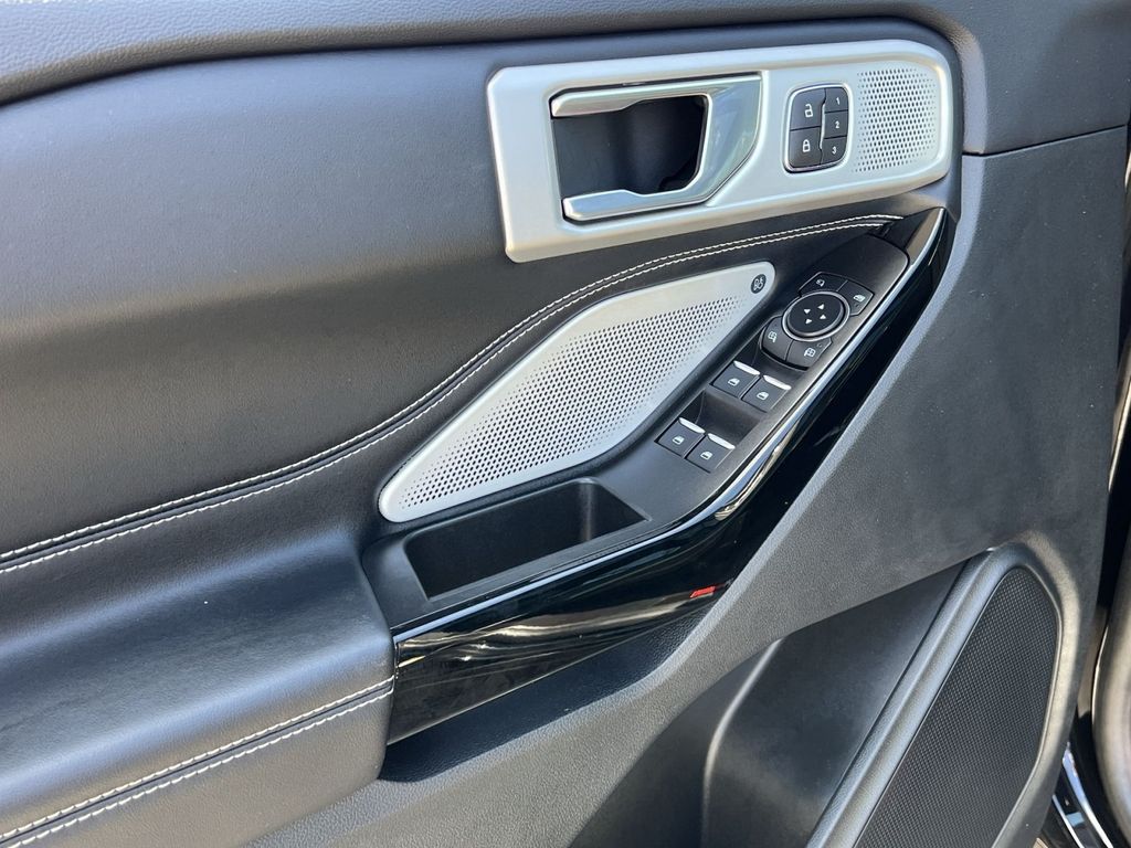 Used 2022 Ford Explorer - photo 19