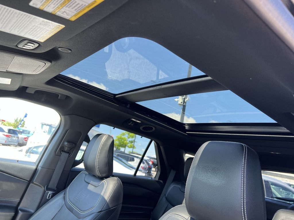 Used 2022 Ford Explorer - photo 28