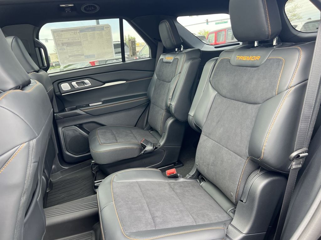 New 2026 Ford Explorer - photo 24