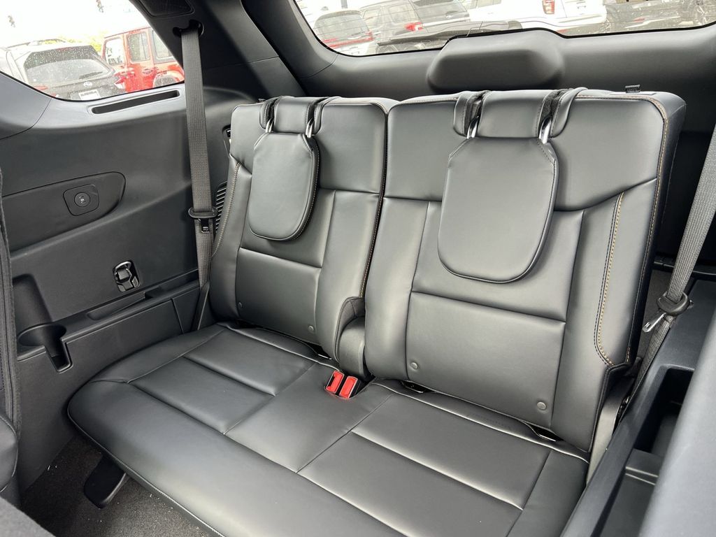 New 2026 Ford Explorer - photo 25