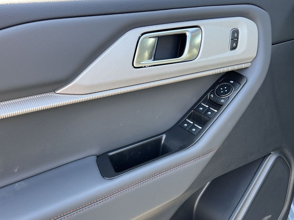New 2026 Ford Explorer - photo 14