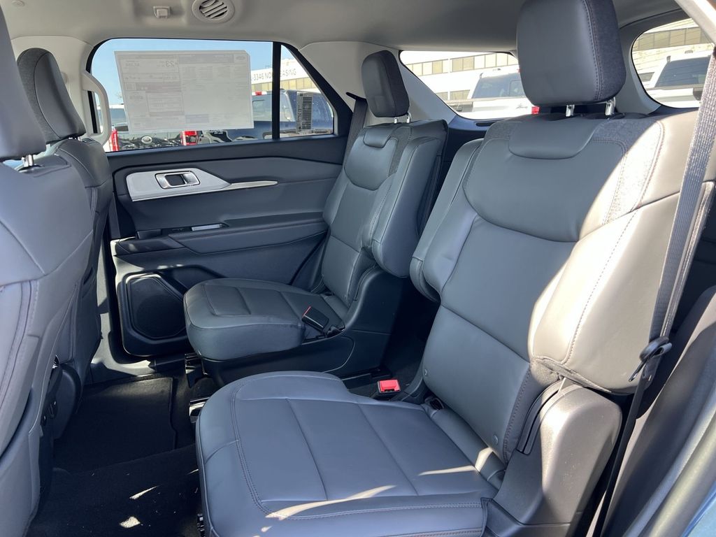 New 2026 Ford Explorer - photo 23