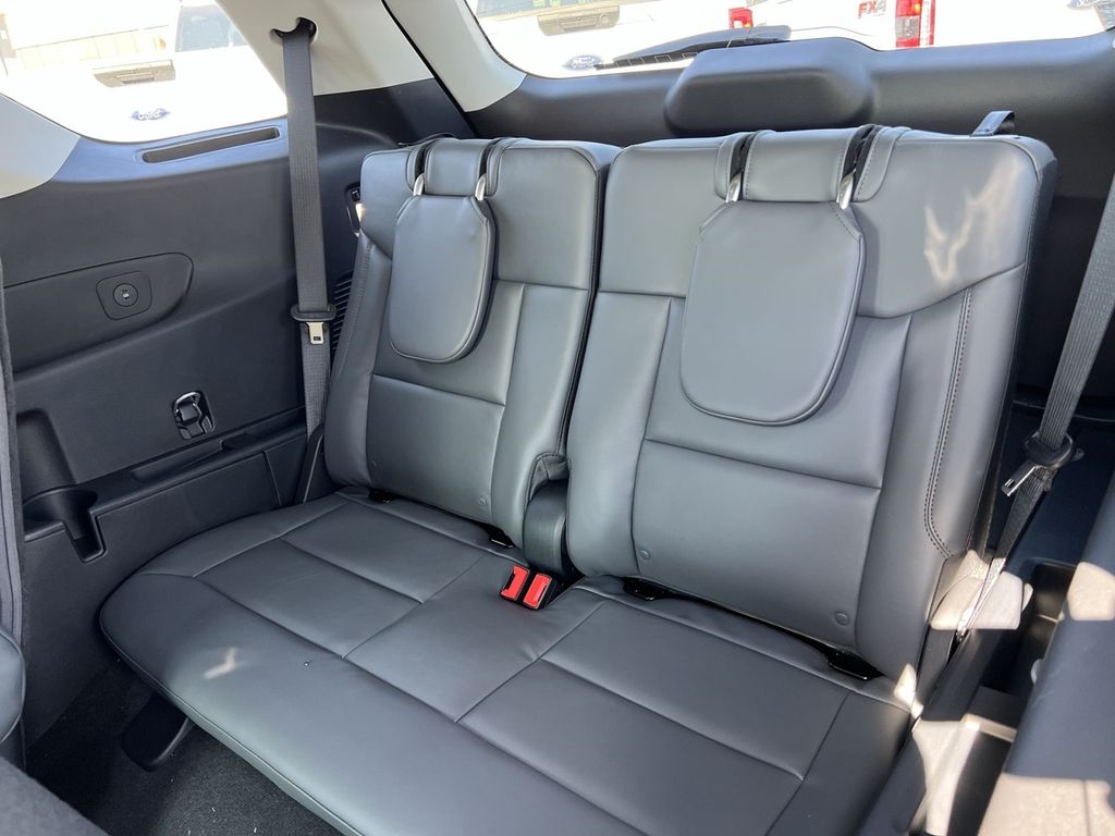 New 2026 Ford Explorer - photo 24