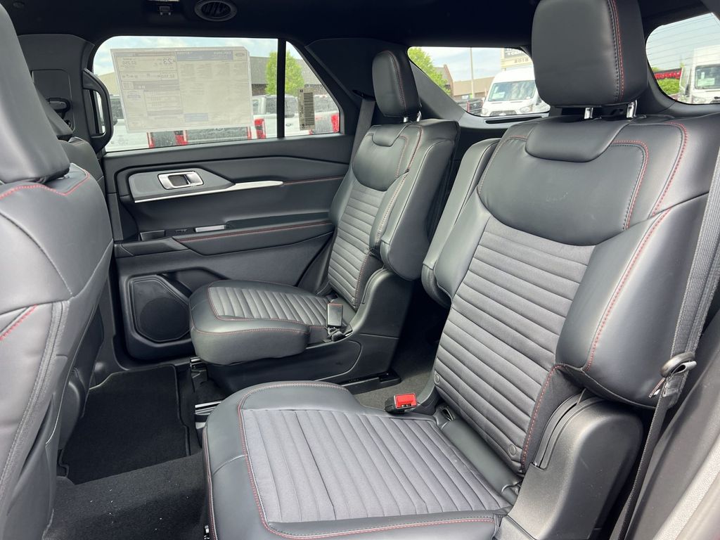 New 2026 Ford Explorer - photo 24