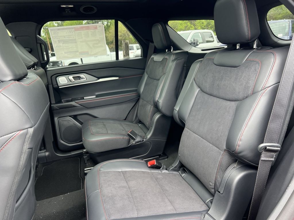 New 2026 Ford Explorer - photo 24