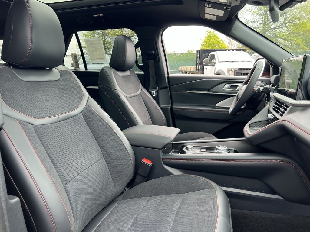 New 2026 Ford Explorer - photo 27