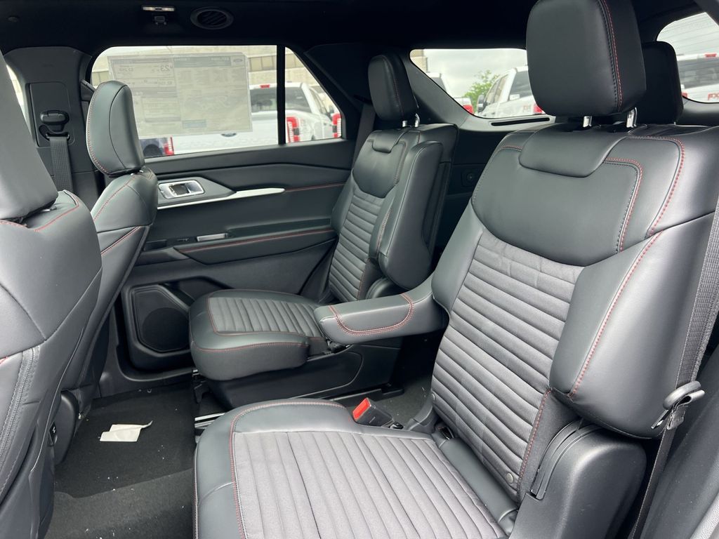 New 2026 Ford Explorer - photo 24