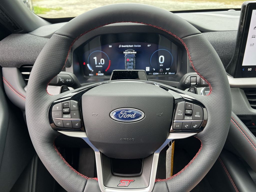 New 2026 Ford Explorer - photo 15