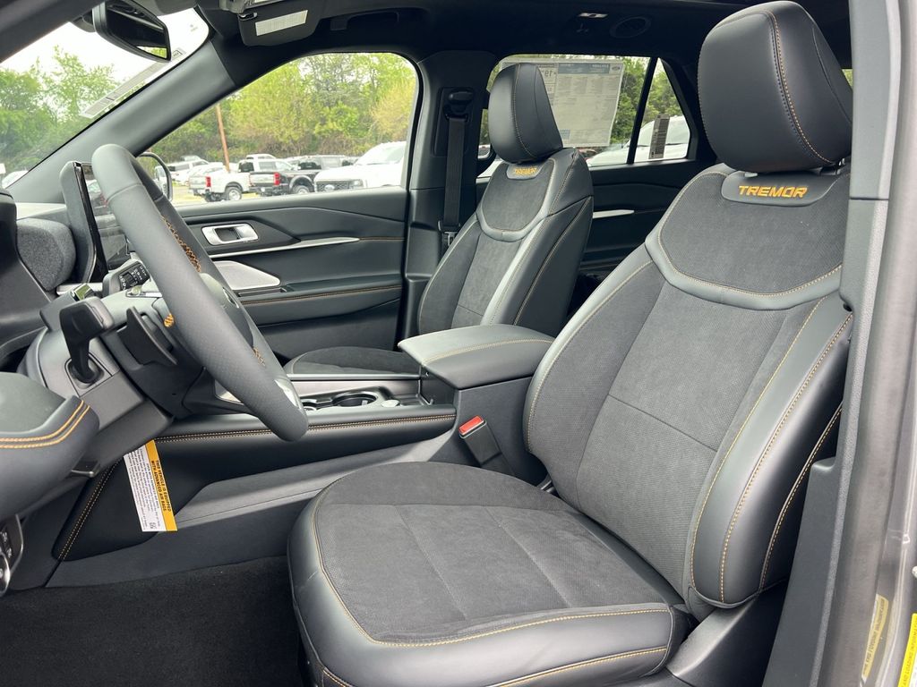 New 2026 Ford Explorer - photo 12