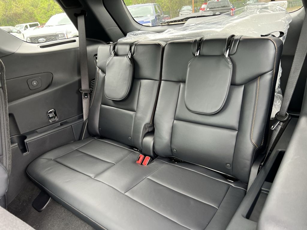 New 2026 Ford Explorer - photo 25