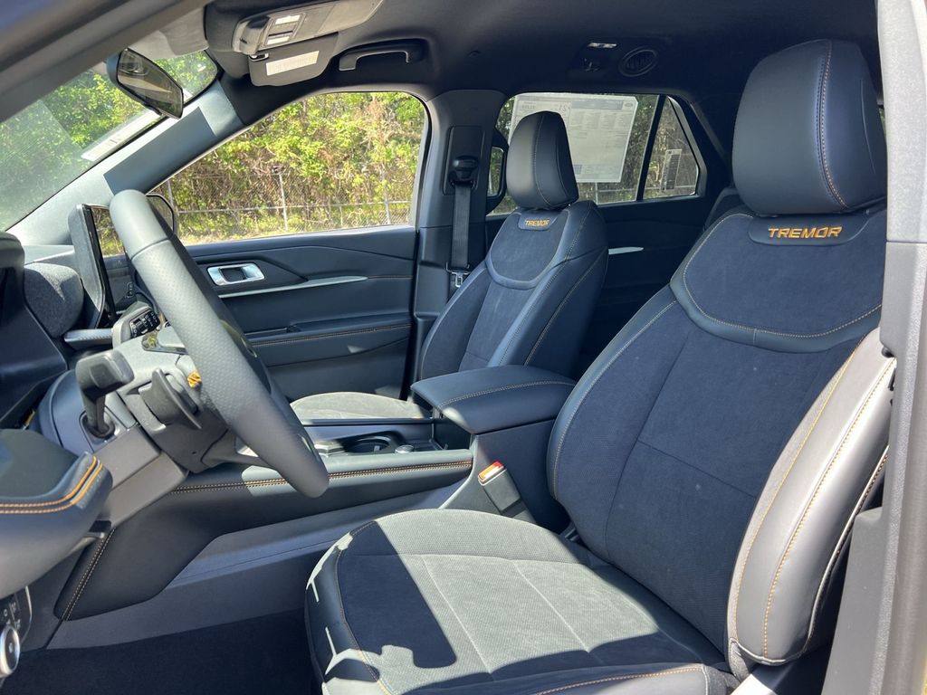New 2026 Ford Explorer - photo 12