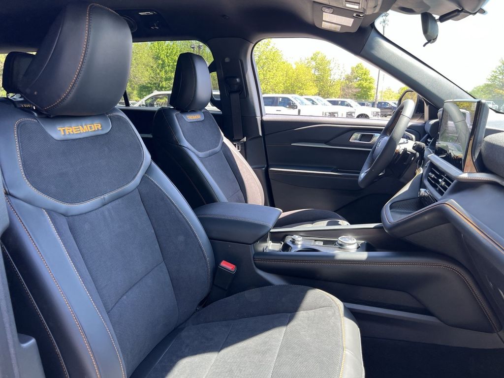 New 2026 Ford Explorer - photo 26