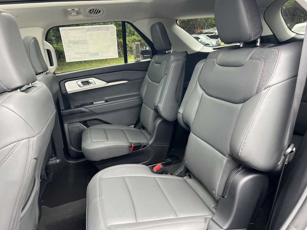 New 2026 Ford Explorer - photo 24