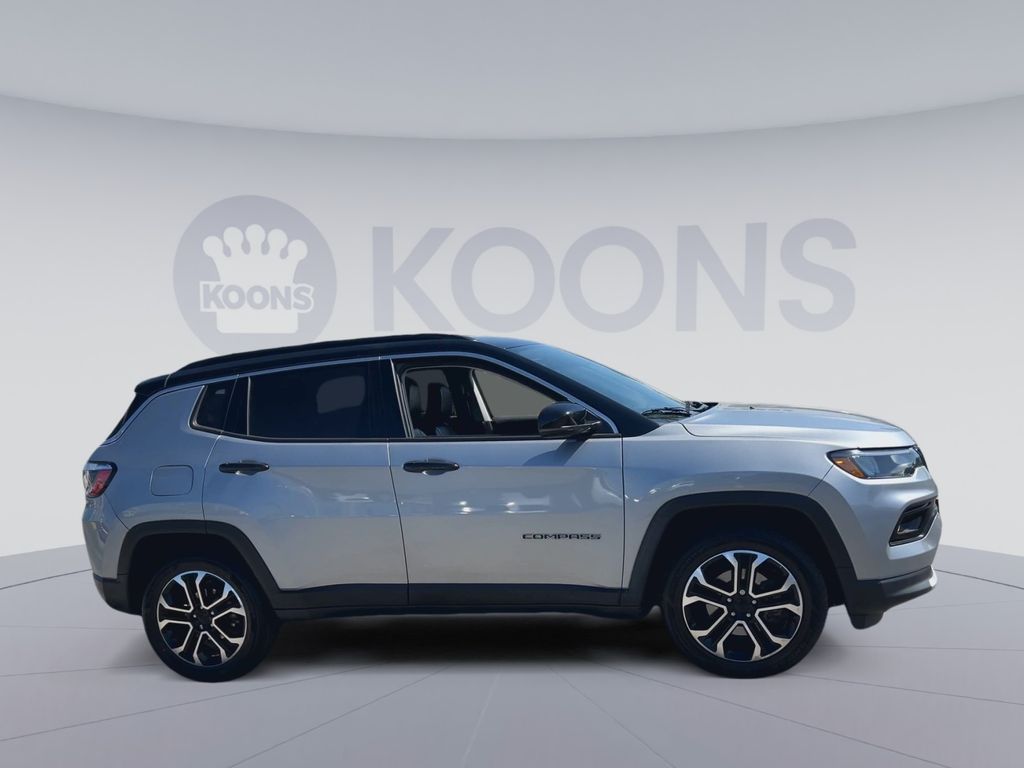 Used 2022 Jeep Compass - photo 12