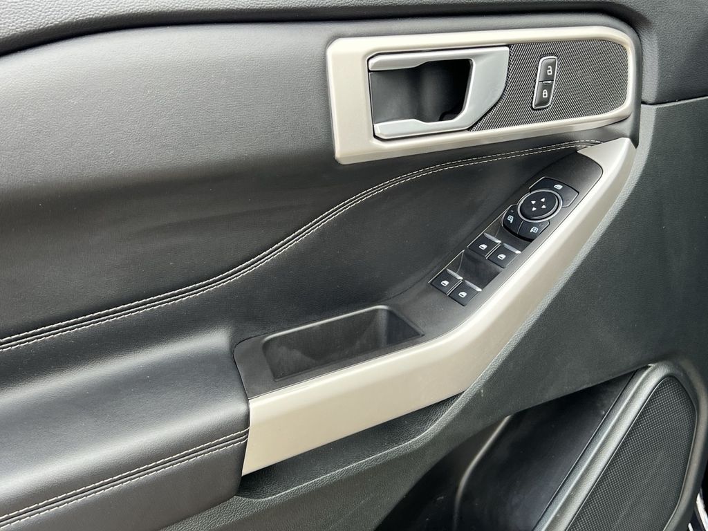 Used 2023 Ford Explorer - photo 22