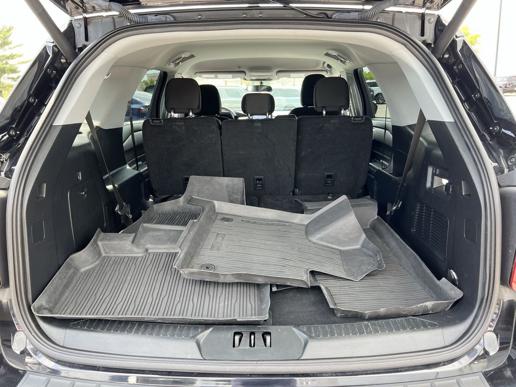 Used 2023 Ford Explorer - photo 32