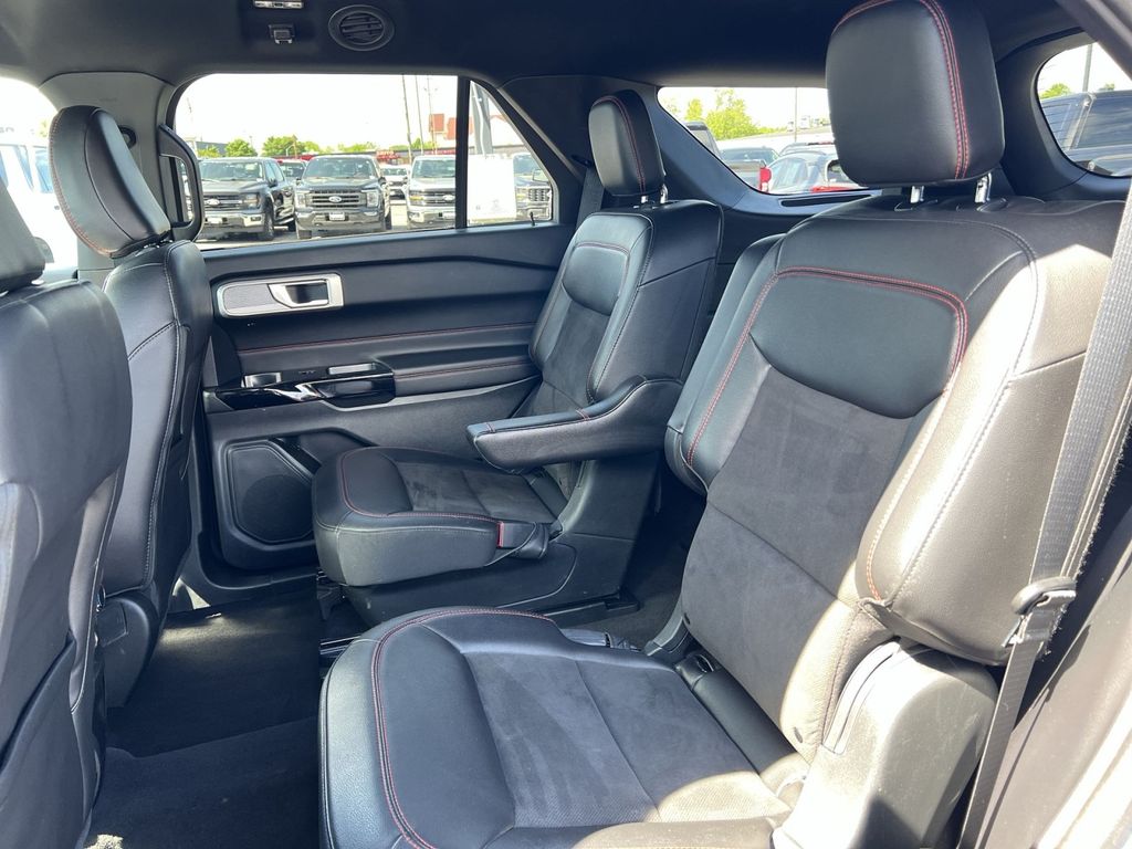 Used 2023 Ford Explorer - photo 31