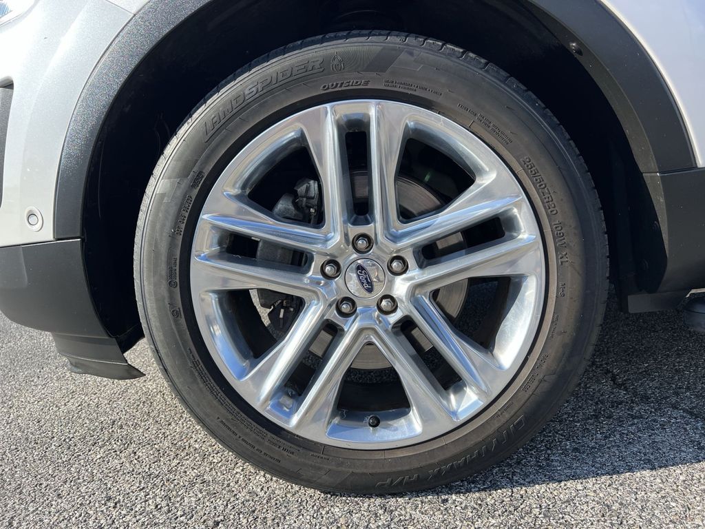 Used 2017 Ford Explorer - photo 19