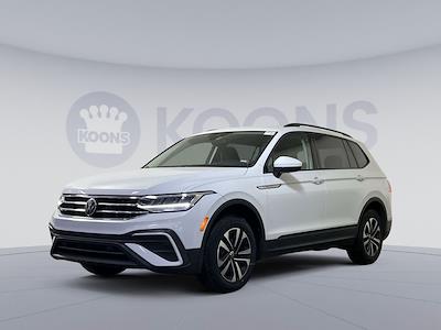 Used 2024 Volkswagen Tiguan - photo 1