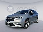 2024 Chrysler Pacifica FWD Minivan for sale #KBFP240573 - photo 1
