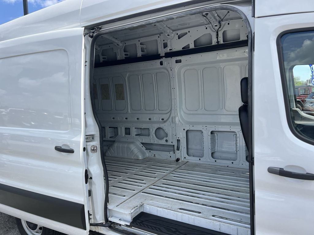 Used 2024 Ford Transit 250 - photo 29