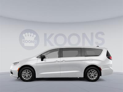 Used 2025 Chrysler Pacifica Select Minivan for sale #KBFP250387 - photo 2