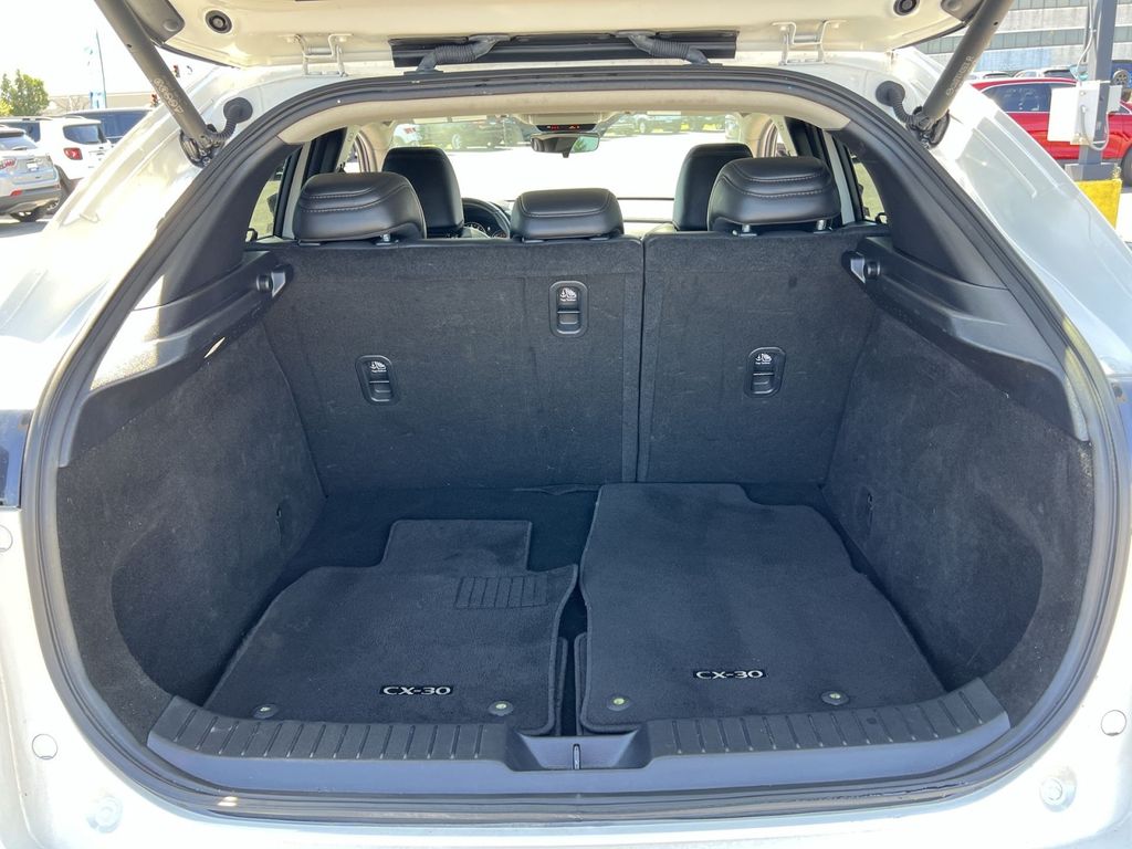Used 2023 Mazda CX-30 - photo 33