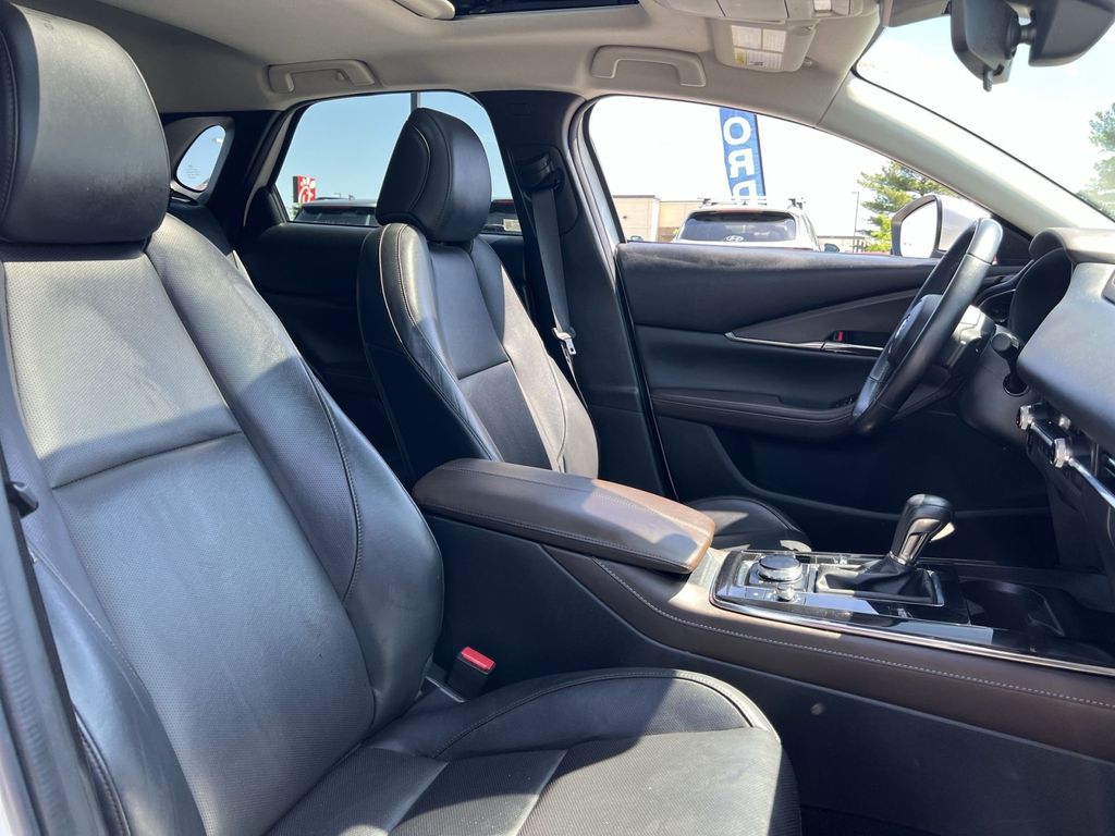 Used 2023 Mazda CX-30 - photo 34