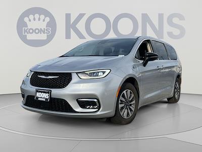2024 Chrysler Pacifica FWD Minivan for sale #KBFPRR147445 - photo 1
