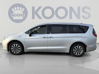2024 Chrysler Pacifica FWD Minivan for sale #KBFPRR147445 - photo 2