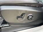 Used 2024 Chrysler Pacifica Select Minivan thumbnail 10