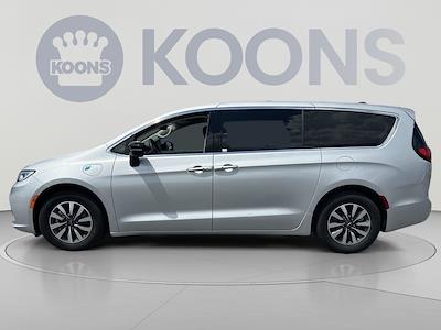 2024 Chrysler Pacifica FWD Minivan for sale #KBFPRR150324 - photo 2
