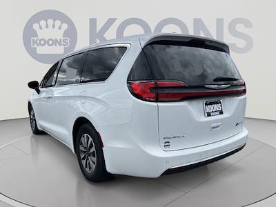 2024 Chrysler Pacifica FWD Minivan for sale #KBFPRR178134 - photo 2