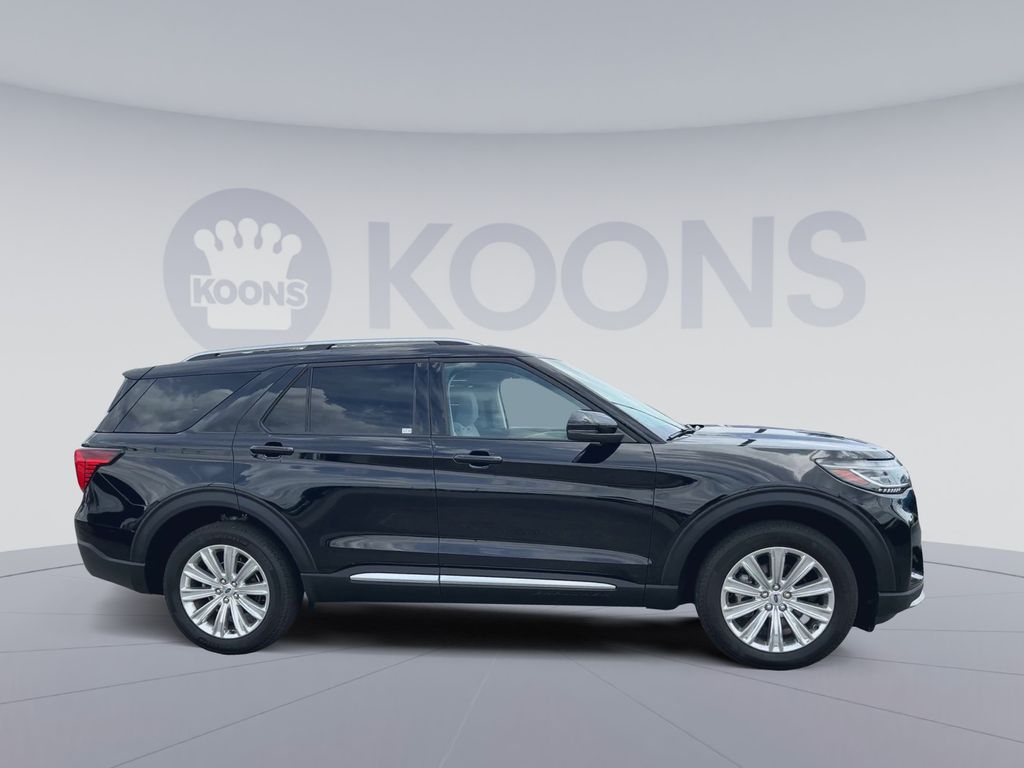 Used 2025 Ford Explorer - photo 2