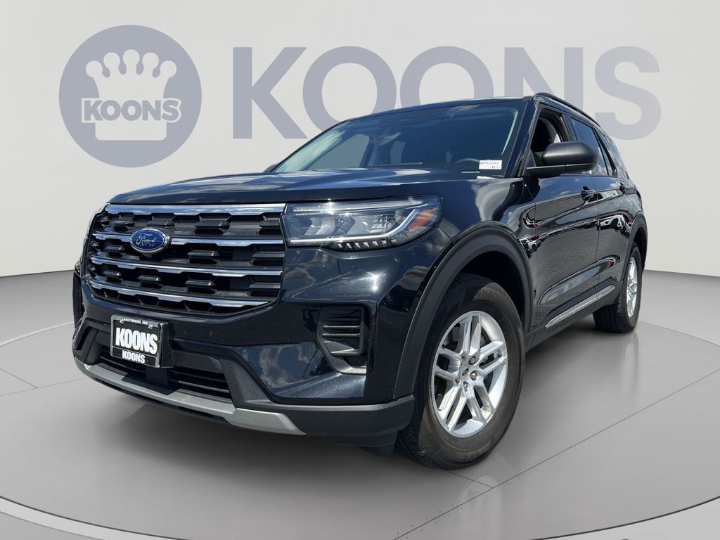 Used 2025 Ford Explorer - photo 1